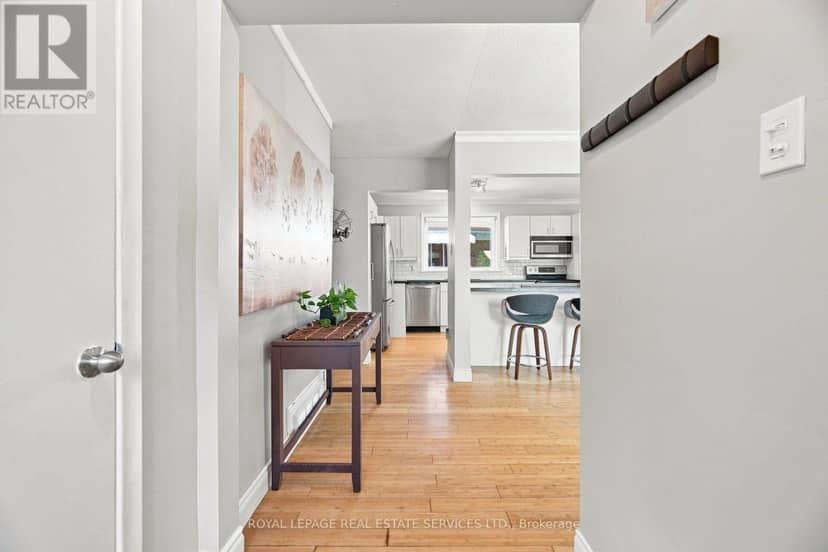 15 Velma Drive — photo 6 of 40