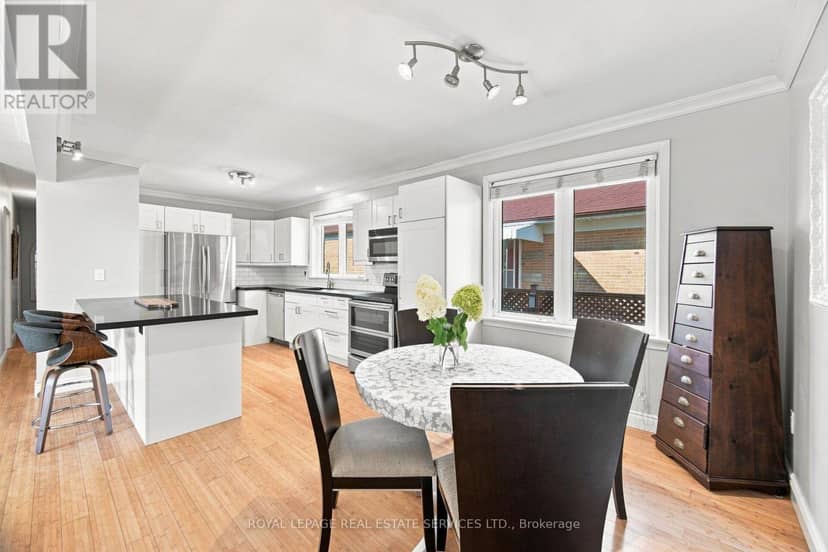 15 Velma Drive — photo 11 of 40