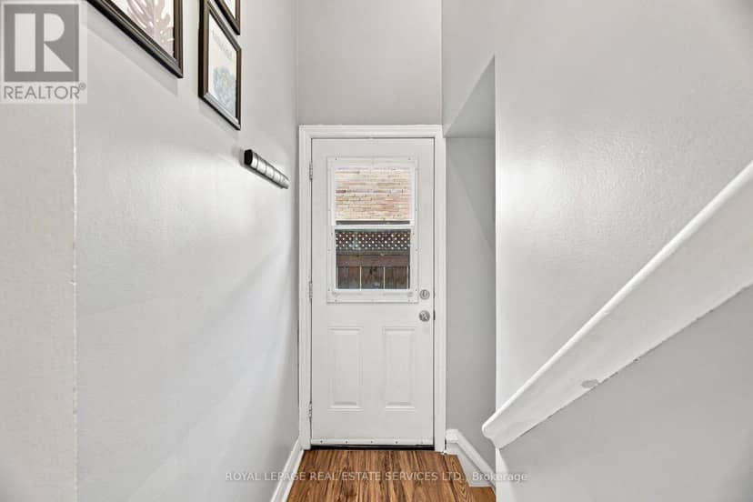 15 Velma Drive — photo 26 of 40