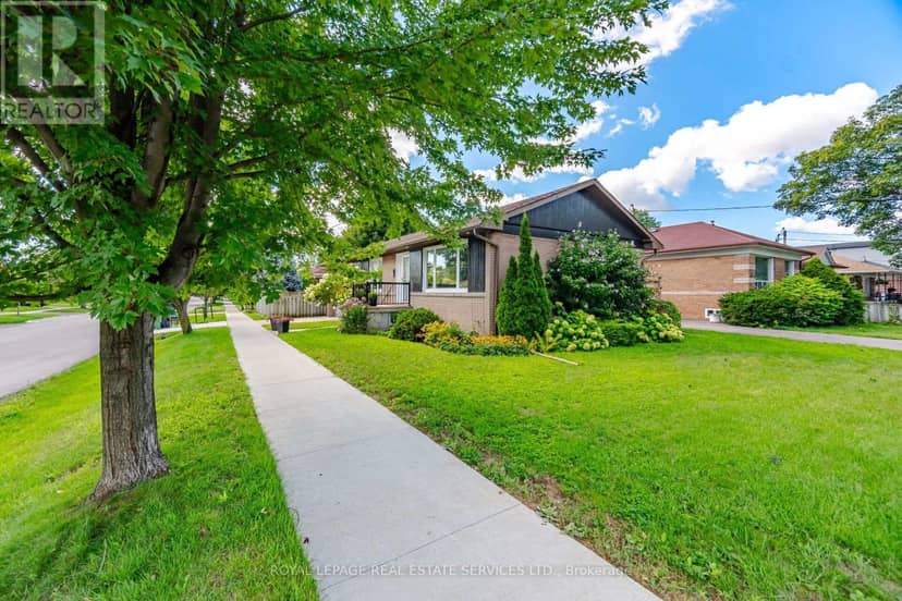 15 Velma Drive — photo 3 of 40