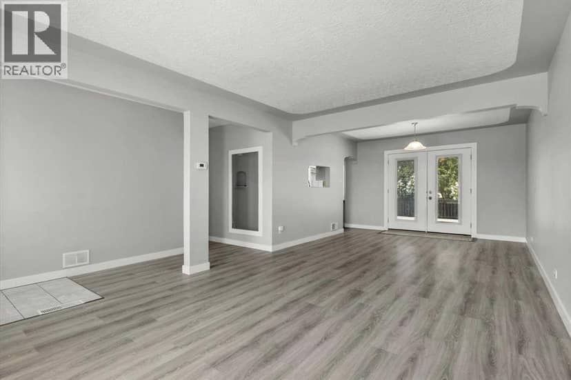 1615 22A Street NW, Calgary, photo 3