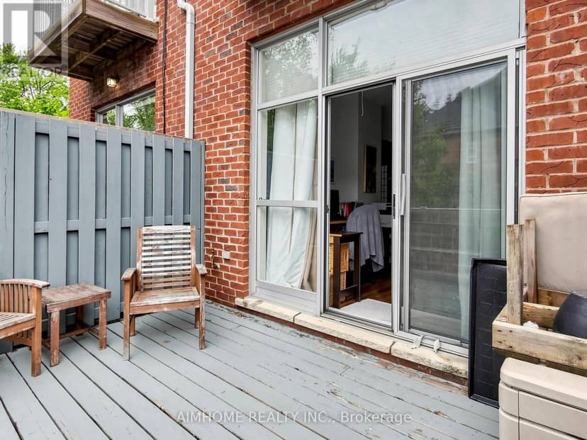 1089 Dundas Street E — photo 38 of 40