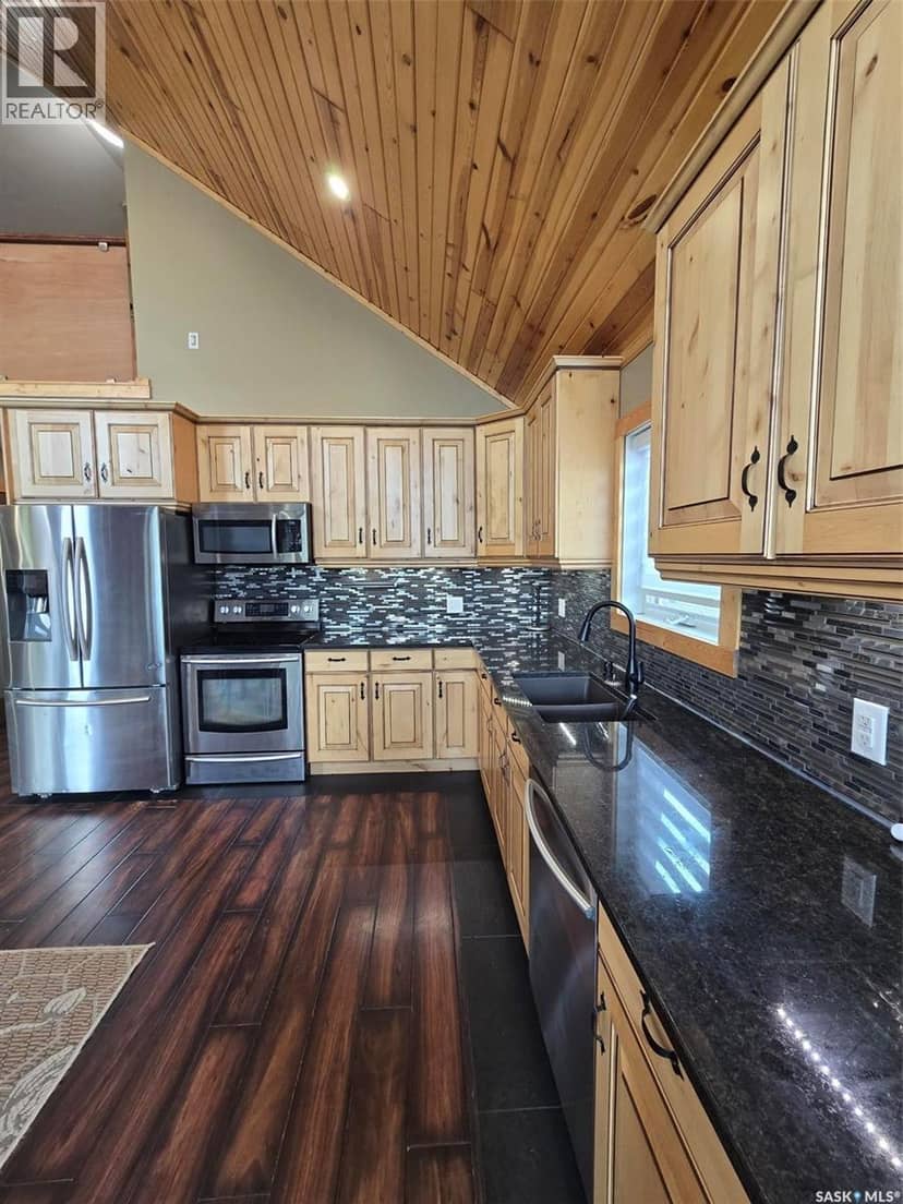 152 Criddle AVENUE — photo 16 of 40