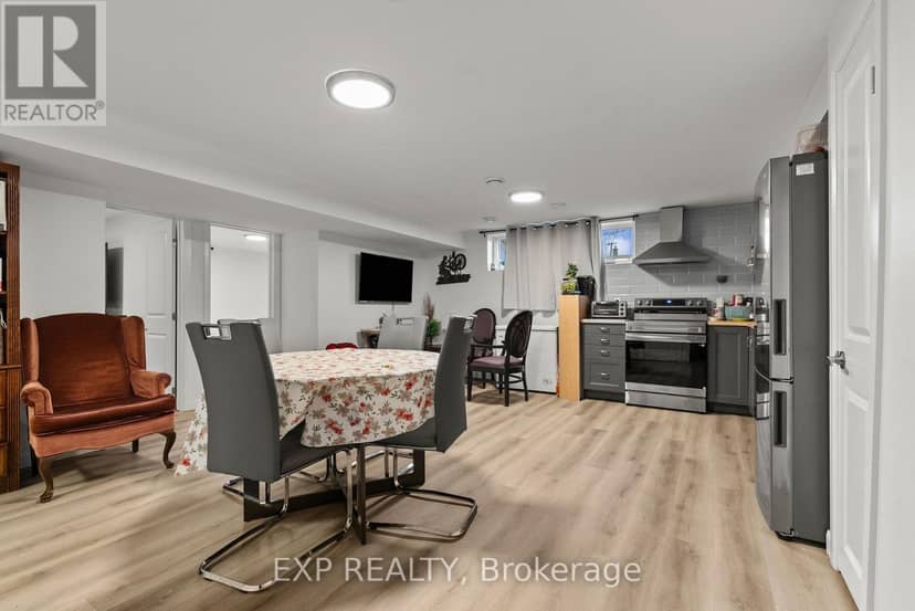 692 Claude Street — photo 20 of 40