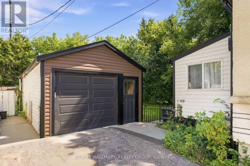 929 Merivale Road, Ottawa, photo 3