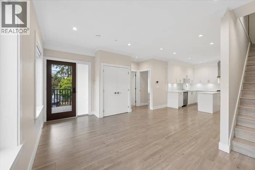 3820 INVERNESS STREET, Vancouver, photo 2