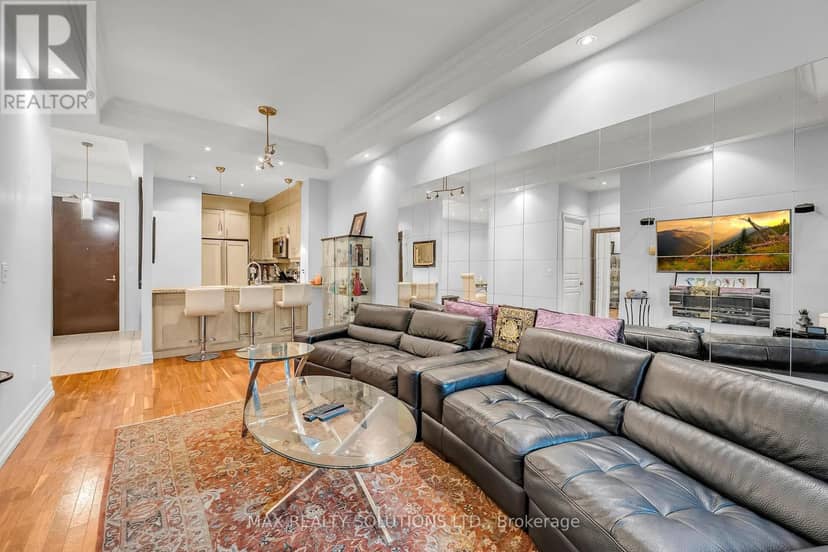 319 - 20 Burkebrook Place — photo 11 of 28