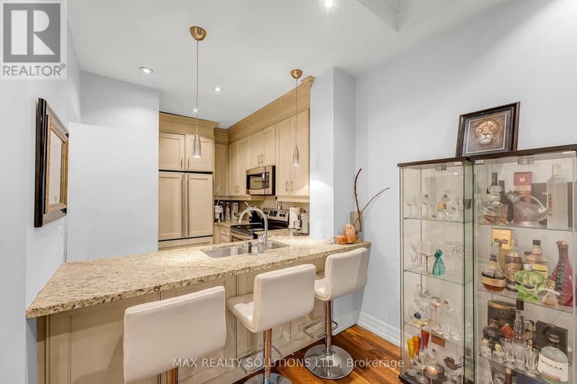 319 - 20 Burkebrook Place — photo 13 of 28