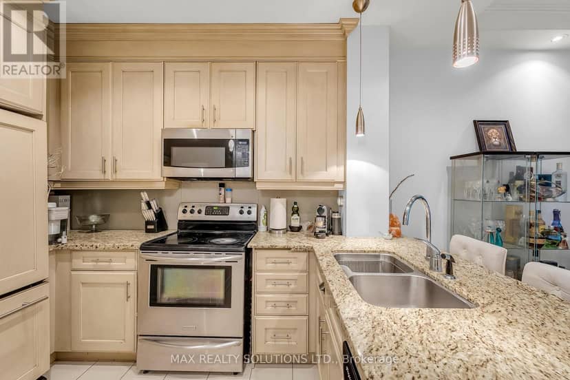 319 - 20 Burkebrook Place — photo 15 of 28