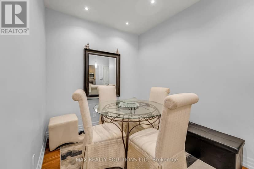 319 - 20 Burkebrook Place — photo 17 of 28