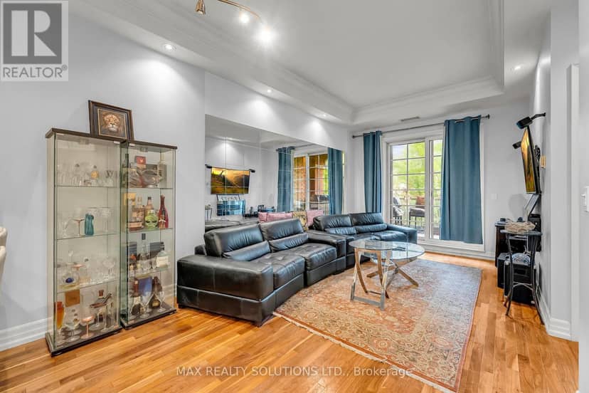319 - 20 Burkebrook Place, Toronto, photo 6