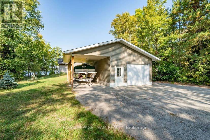 42153 Combermere Road — photo 10 of 40