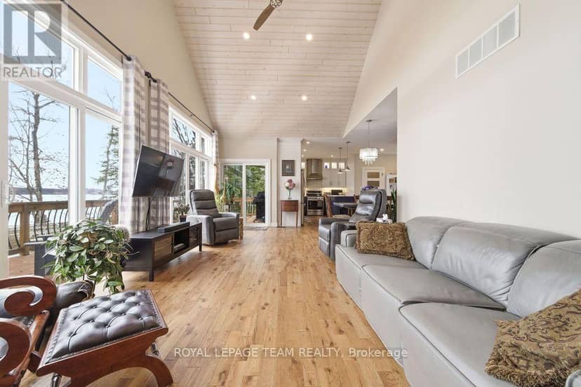 42153 Combermere Road — photo 33 of 40