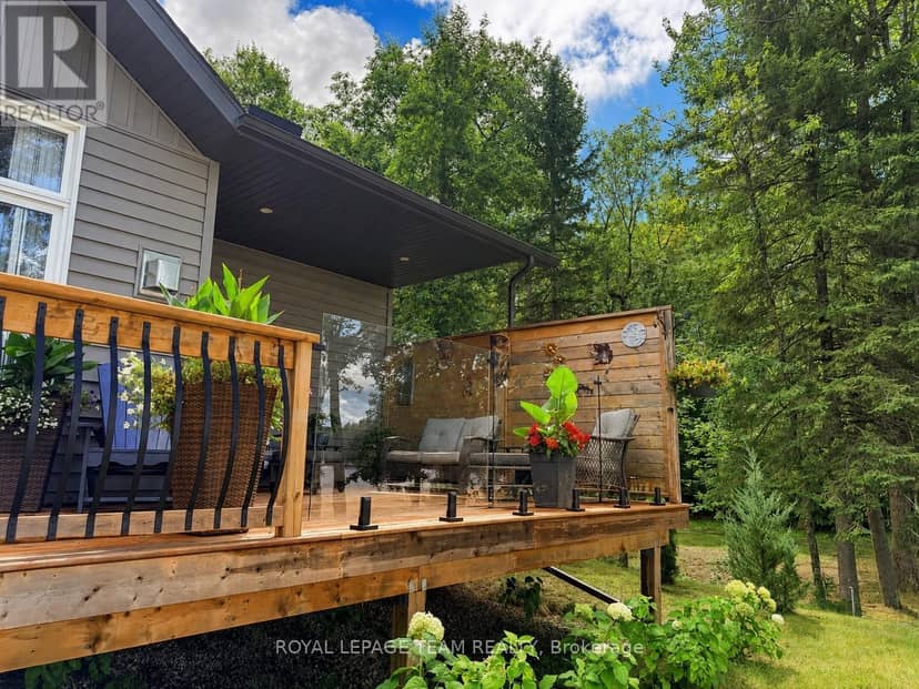 42153 Combermere Road, Madawaska Valley, photo 7