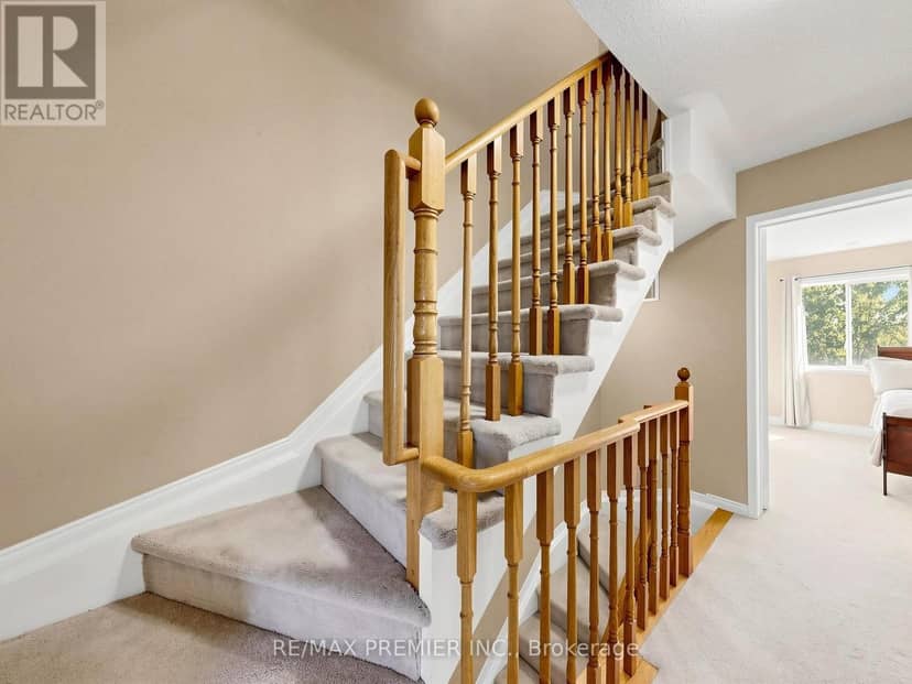 95 John Bell Crescent — photo 12 of 24