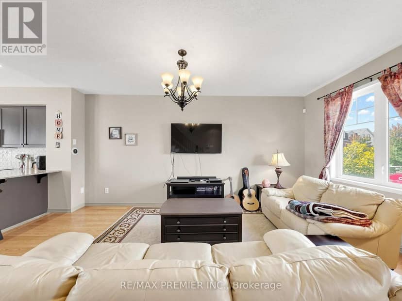95 John Bell Crescent — photo 7 of 24