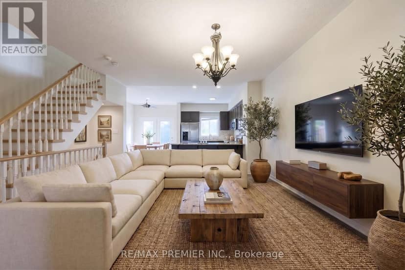 95 John Bell Crescent — photo 3 of 24