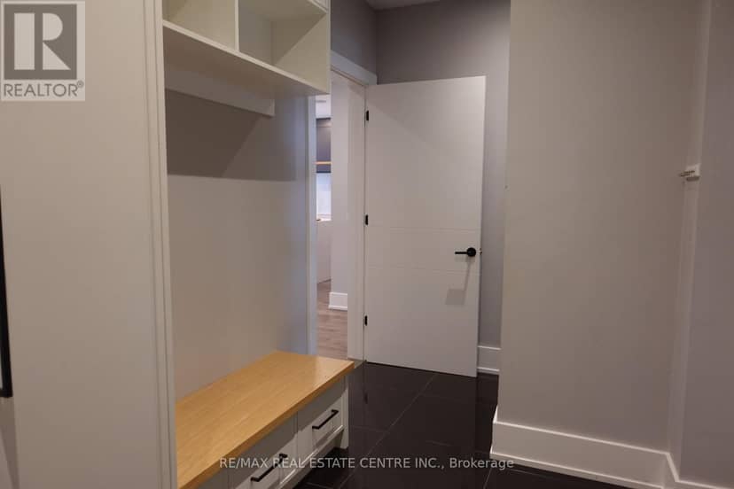 2140 Willard Avenue — photo 32 of 37