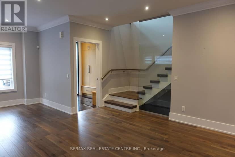 2140 Willard Avenue — photo 9 of 37