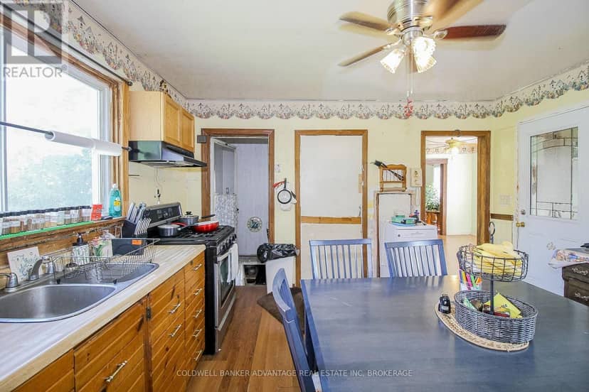 67 Ross Street — photo 13 of 29