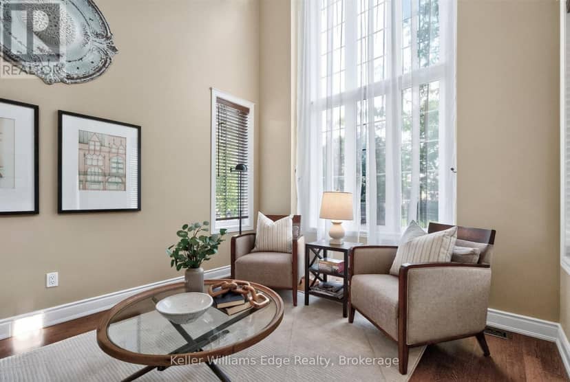 3416 Hayhurst Crescent, Oakville, photo 3