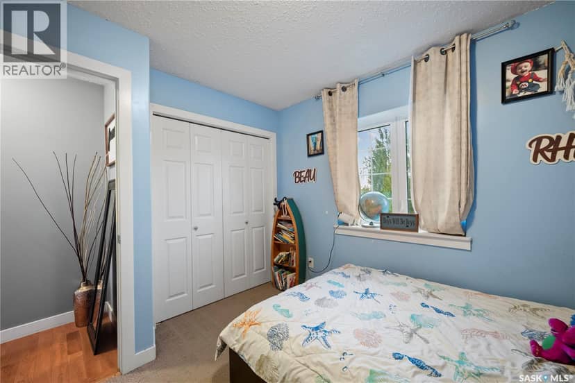 202 Alfred CRESCENT — photo 17 of 28