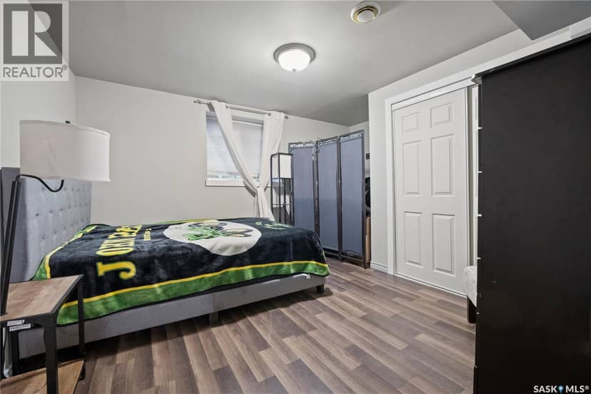 202 Alfred CRESCENT — photo 23 of 28