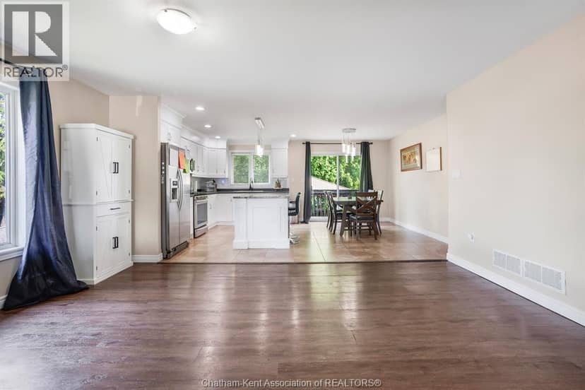 415 Silver Sands Lane, St. Clair, photo 8