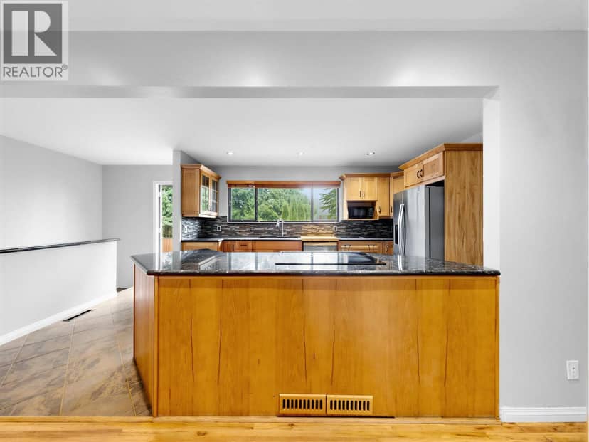 2155 MOHAWK AVENUE, Coquitlam, photo 8