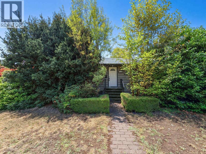 2155 MOHAWK AVENUE, Coquitlam