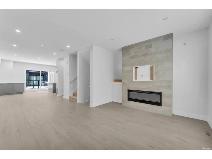 180 2277 OAK MEADOWS DRIVE, Surrey, photo 5
