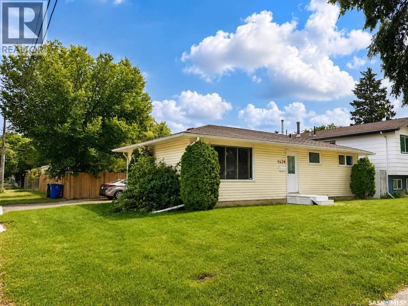 1438 D Avenue N, Saskatoon, photo 4