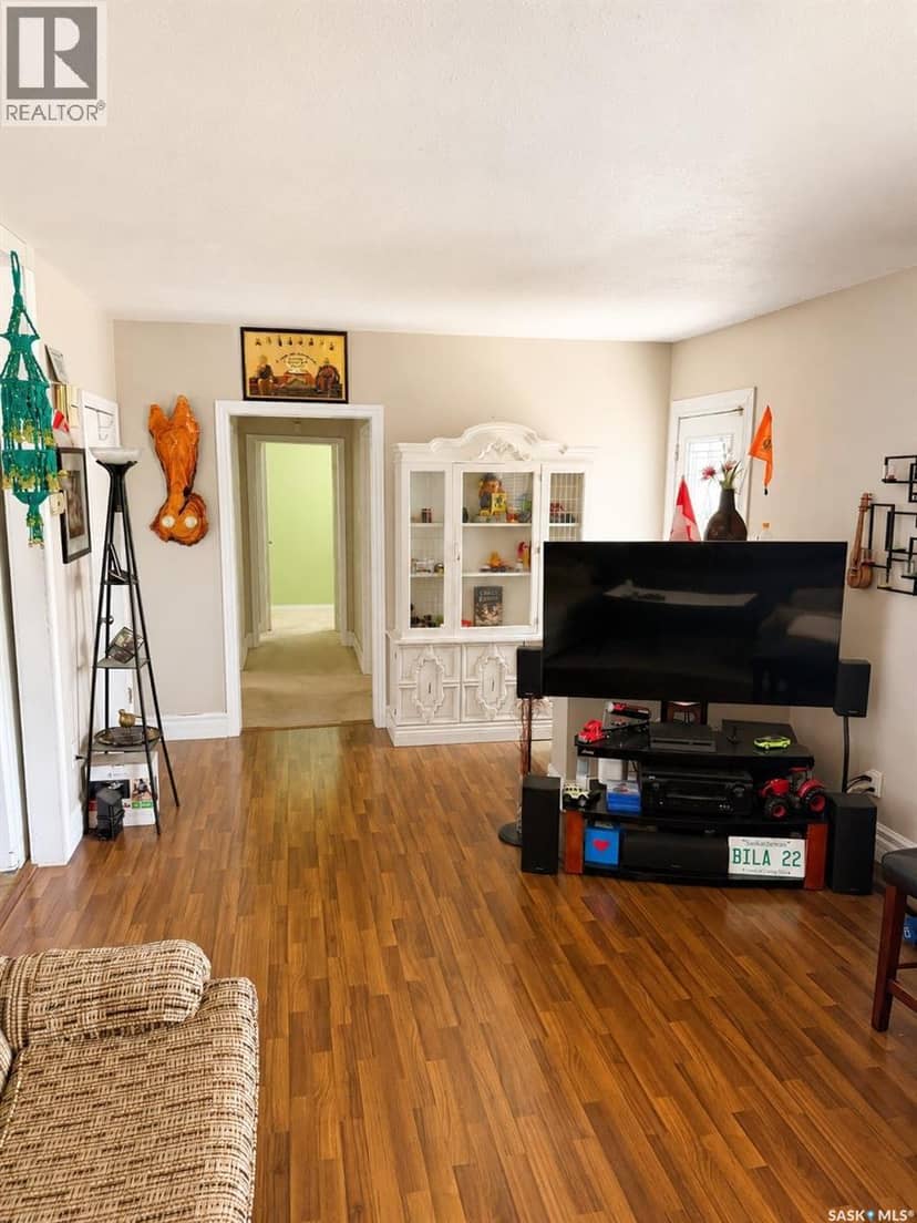 1438 D Avenue N, Saskatoon, photo 7
