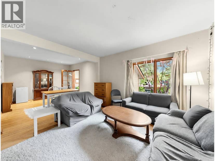 4058 W 17TH AVENUE, Vancouver, photo 3