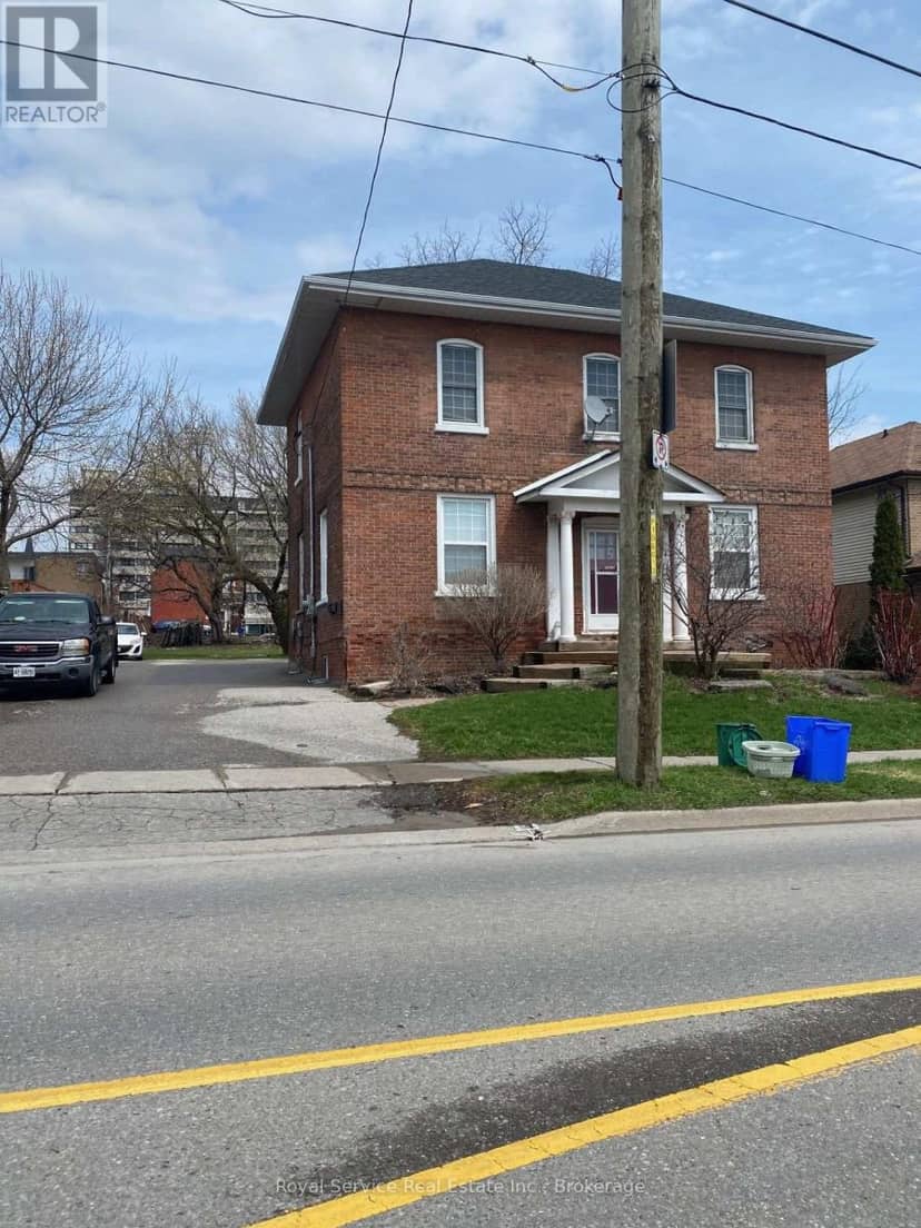 102-C Queen Street — photo 6 of 6