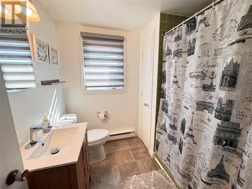 844 Tamarack Drive — photo 14 of 16