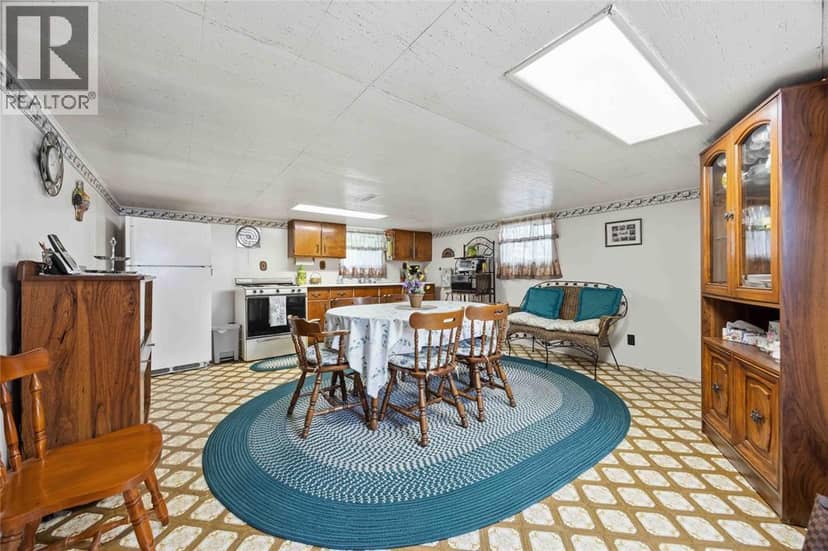 873 Michigan AVENUE — photo 25 of 40