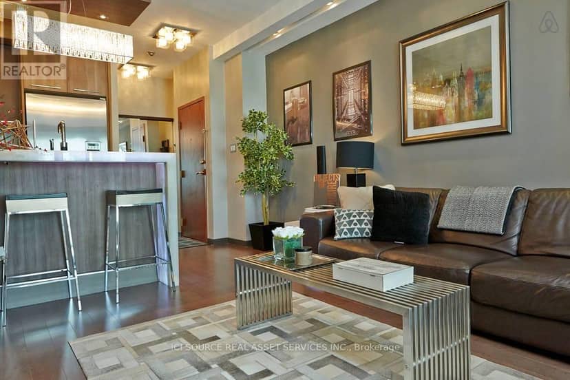 3604 - 10 Yonge Street — photo 3 of 30