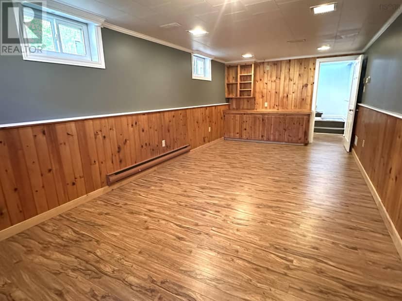 39 Barss Street — photo 18 of 26