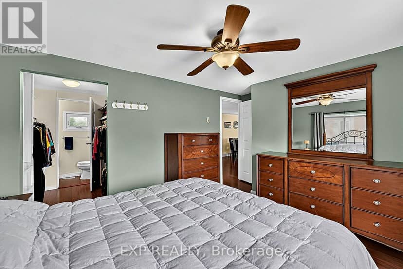 4 Fairbirch Court — photo 33 of 40