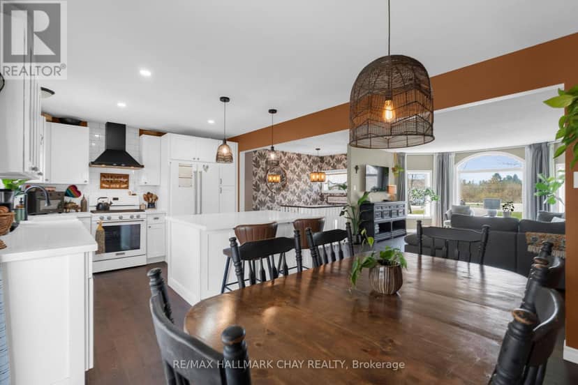 282 Warrington Road — photo 17 of 40