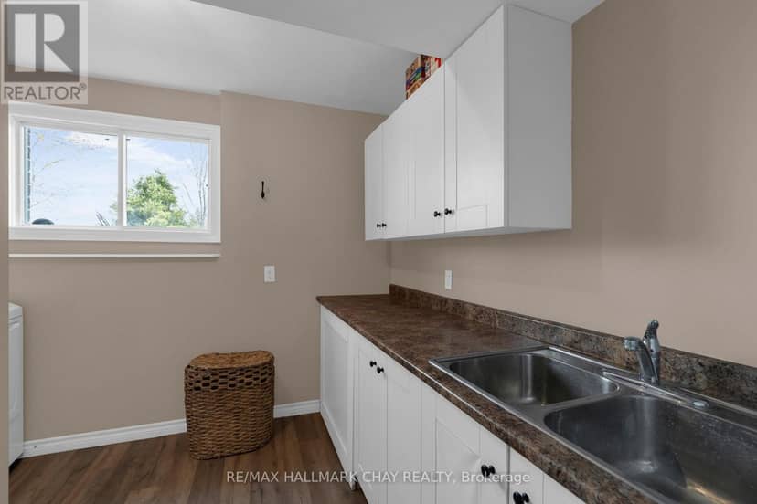 282 Warrington Road — photo 31 of 40