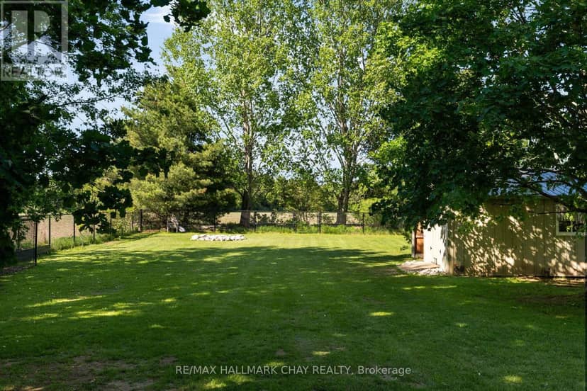 282 Warrington Road — photo 4 of 40