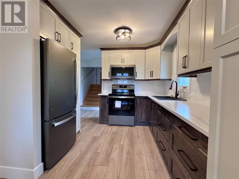 12 Clinic Drive, Deer Lake, photo 7