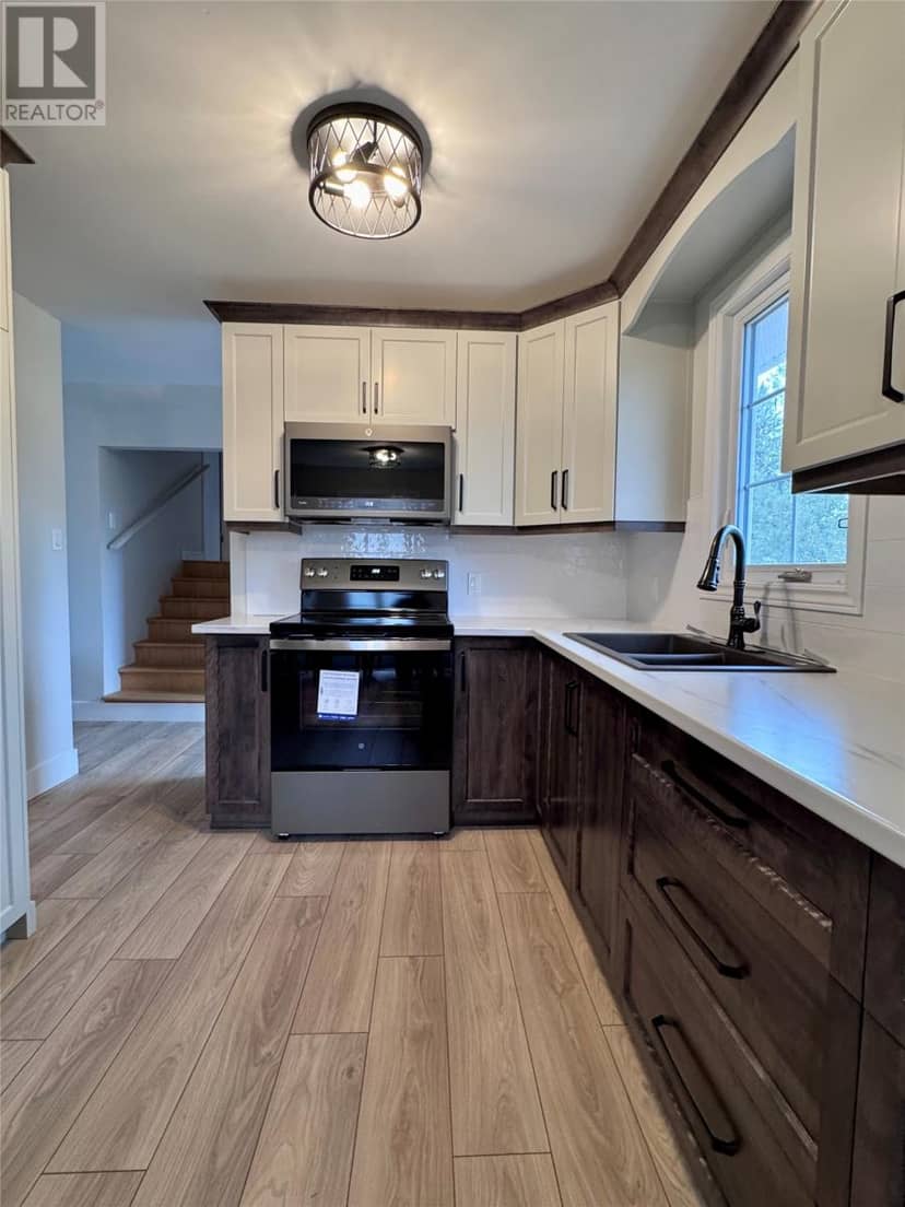 12 Clinic Drive, Deer Lake, photo 8