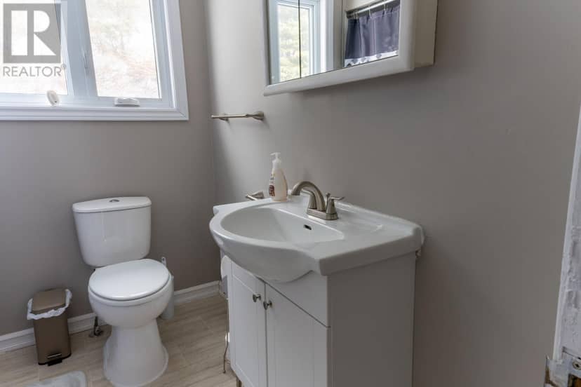 105 Water Street — photo 19 of 36