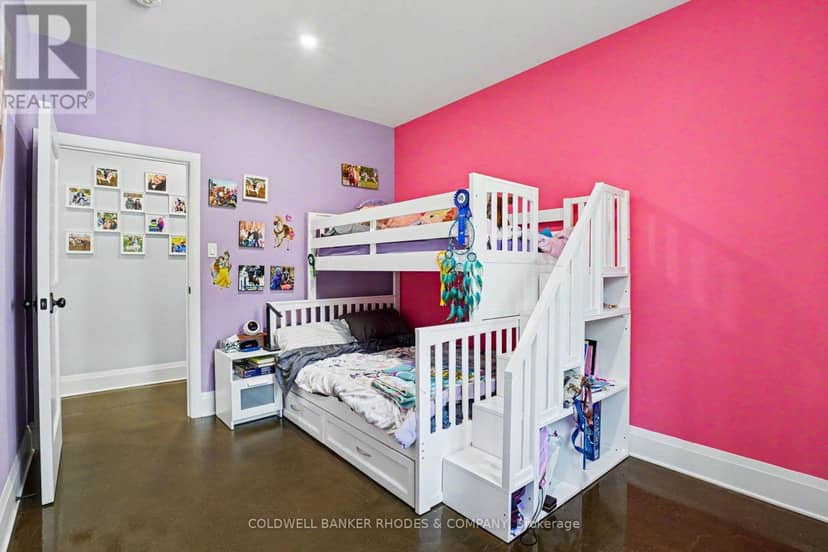 780 McKenzie Avenue — photo 23 of 40