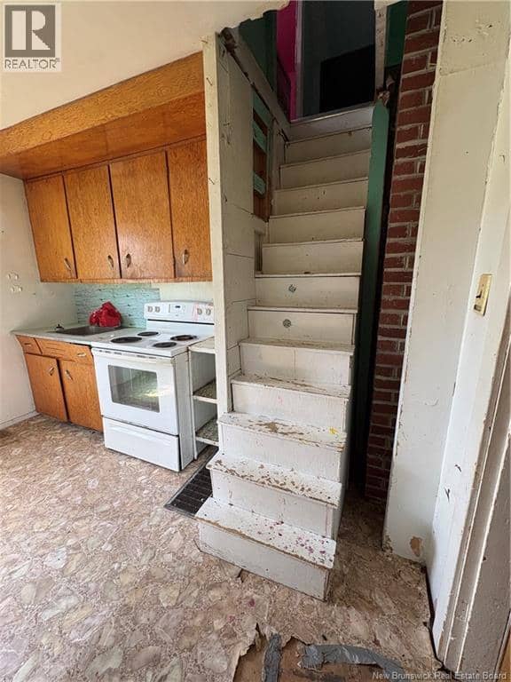 100 River View Drive — photo 9 of 15
