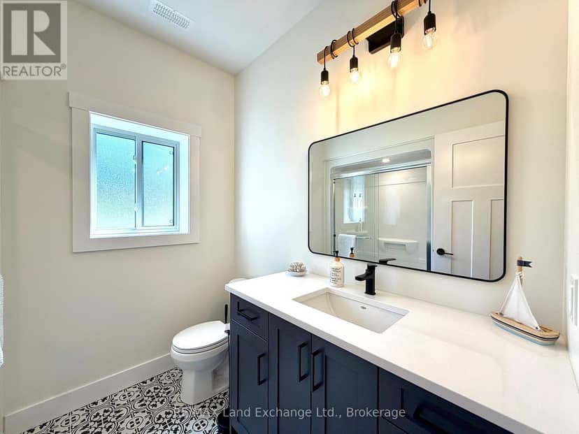 222 Emerald Drive — photo 34 of 40
