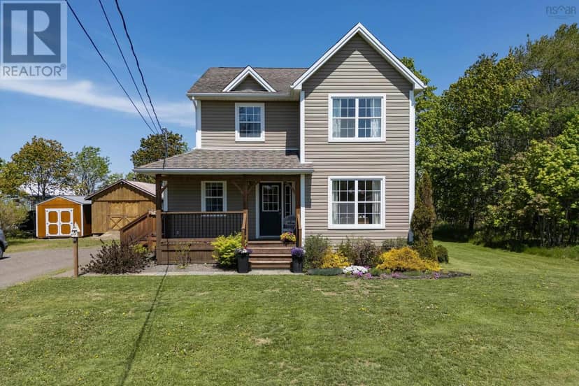194 King Street, Parrsboro